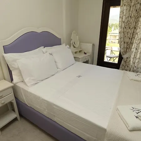 Levantes קאלה נרה